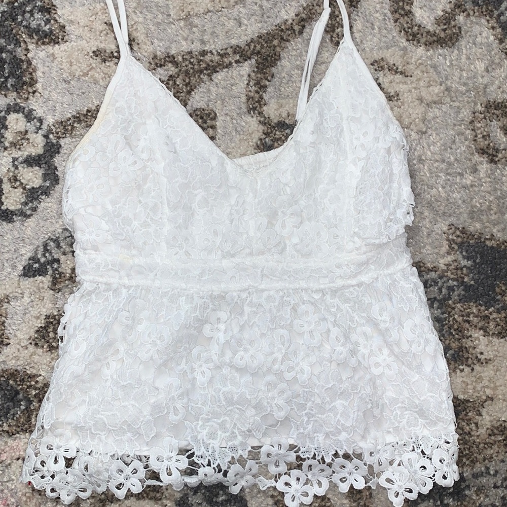Very cute white flower shirt
